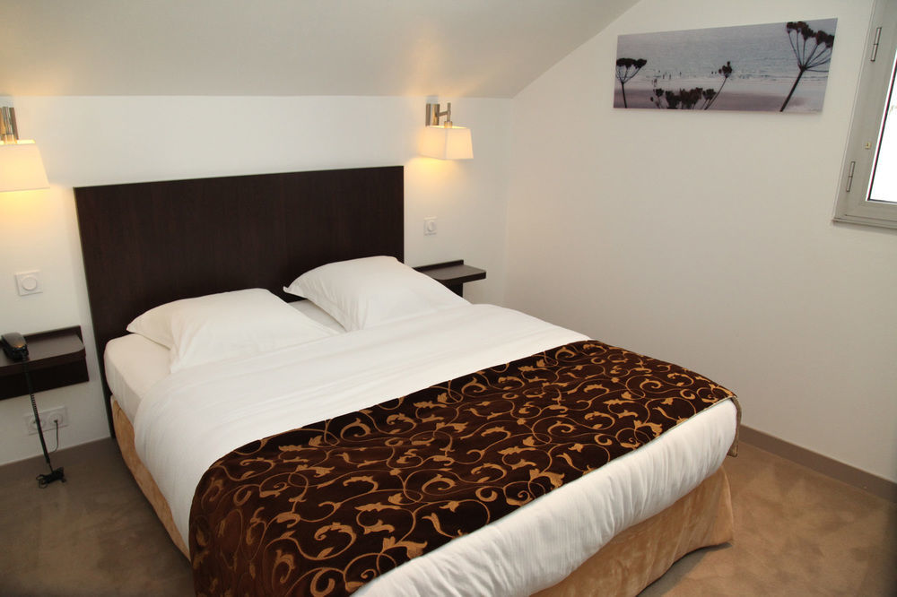 Guer Hotel Le Bellevue מראה חיצוני תמונה