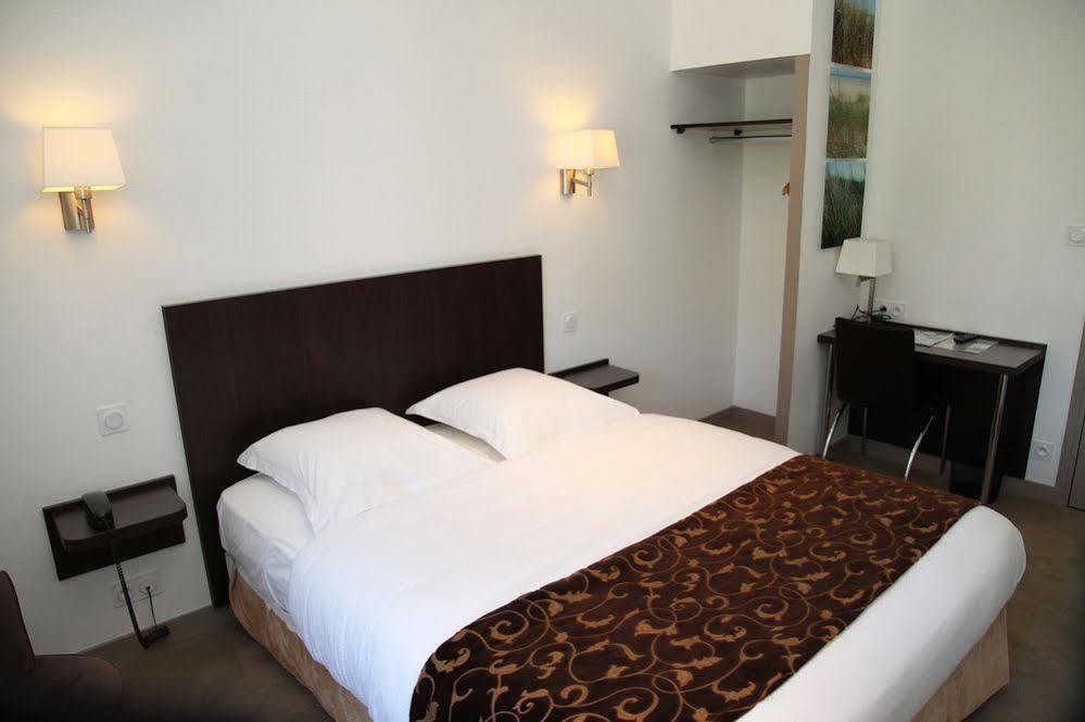 Guer Hotel Le Bellevue מראה חיצוני תמונה